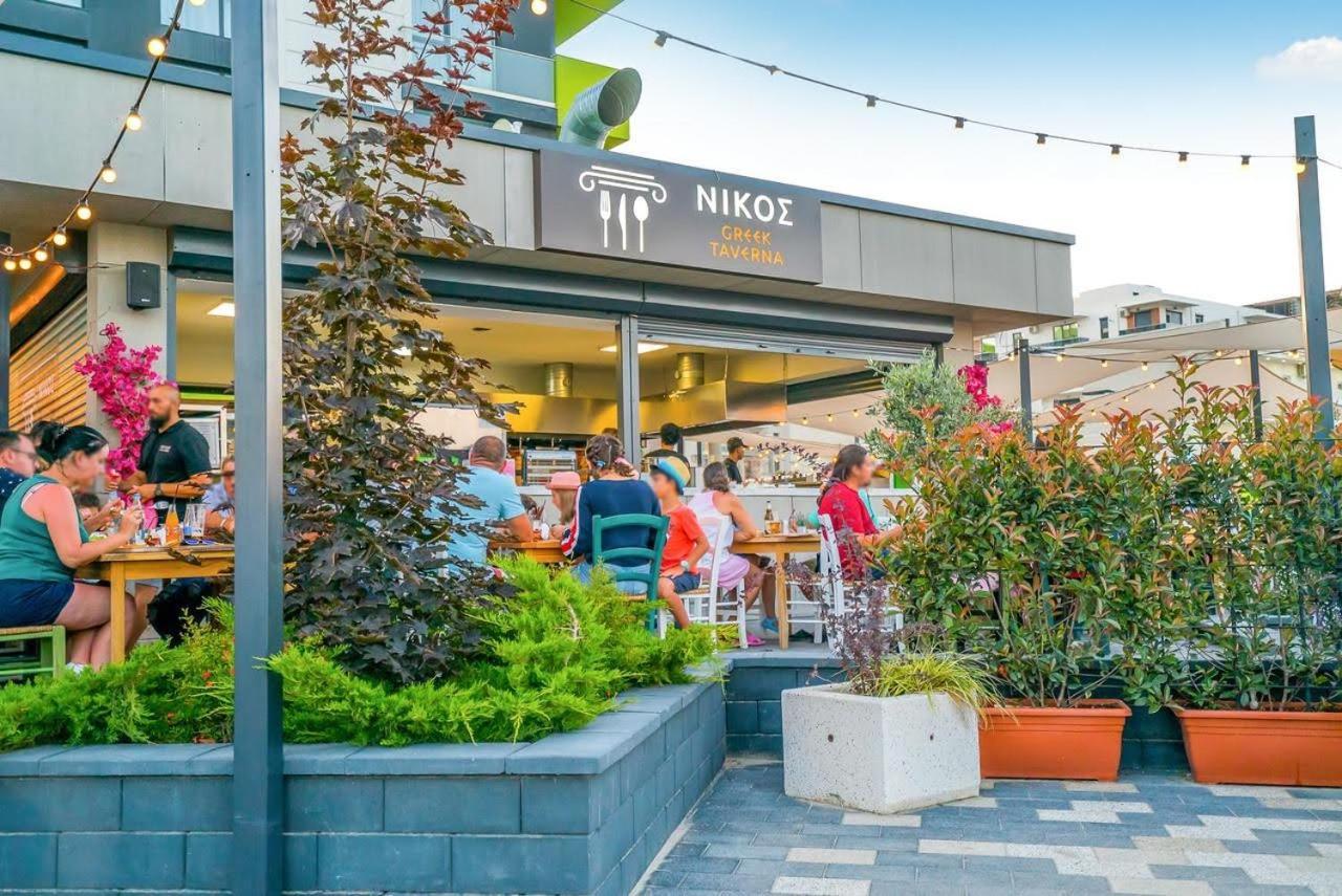 Mur Apartament Alezzi Beach Resort Năvodari Kültér fotó