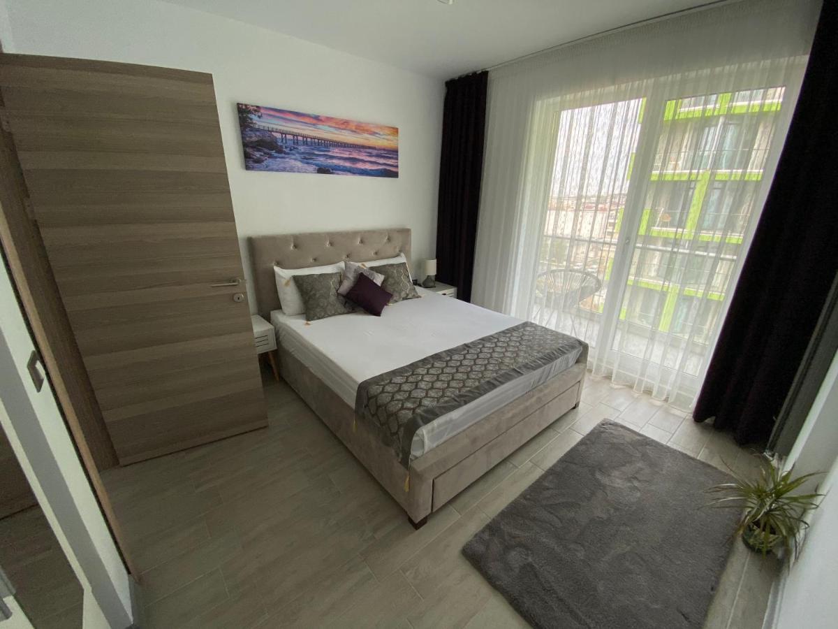 Mur Apartament Alezzi Beach Resort Năvodari Kültér fotó